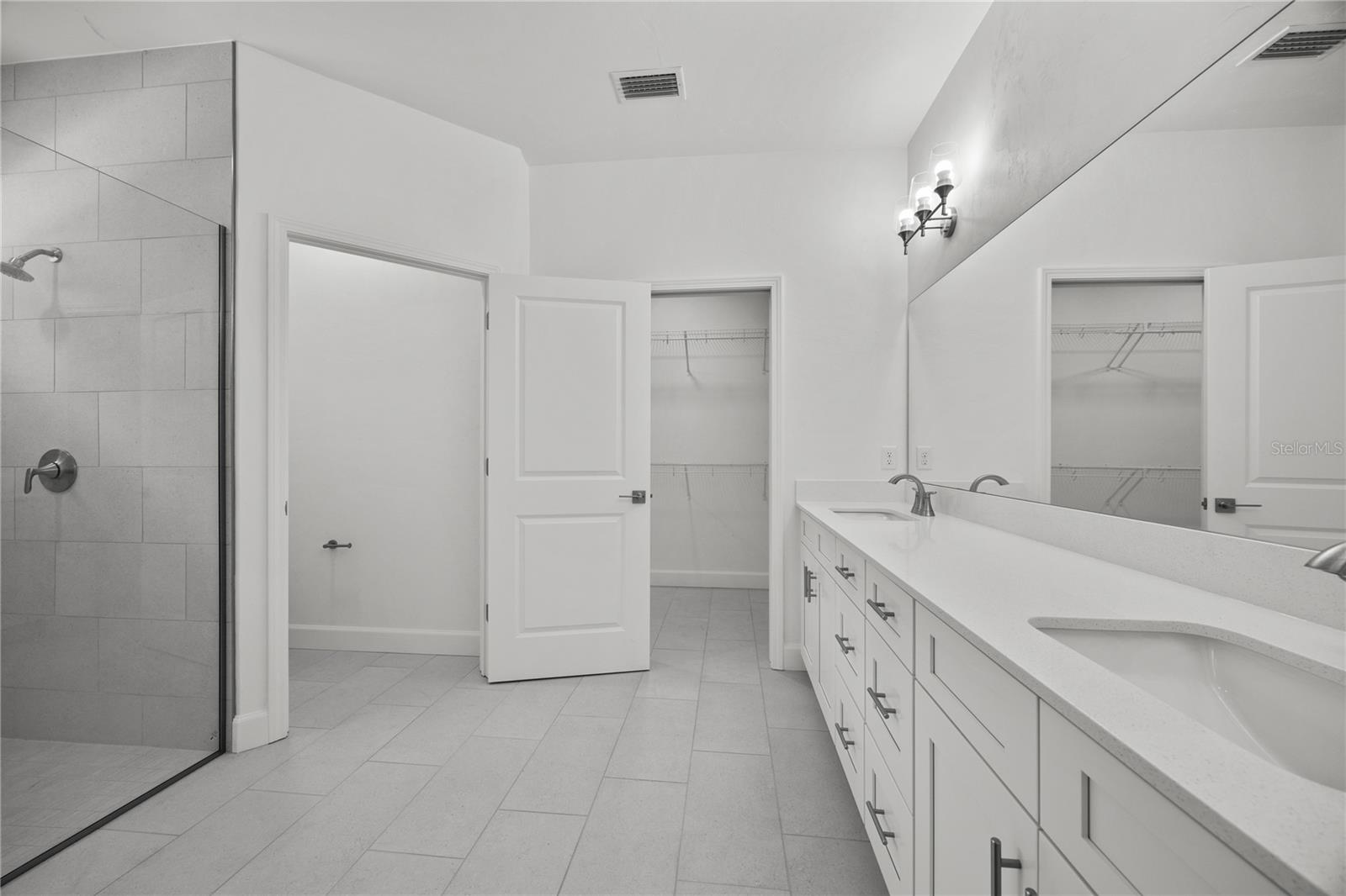 Image 7 of 27 For 1100 67th Way