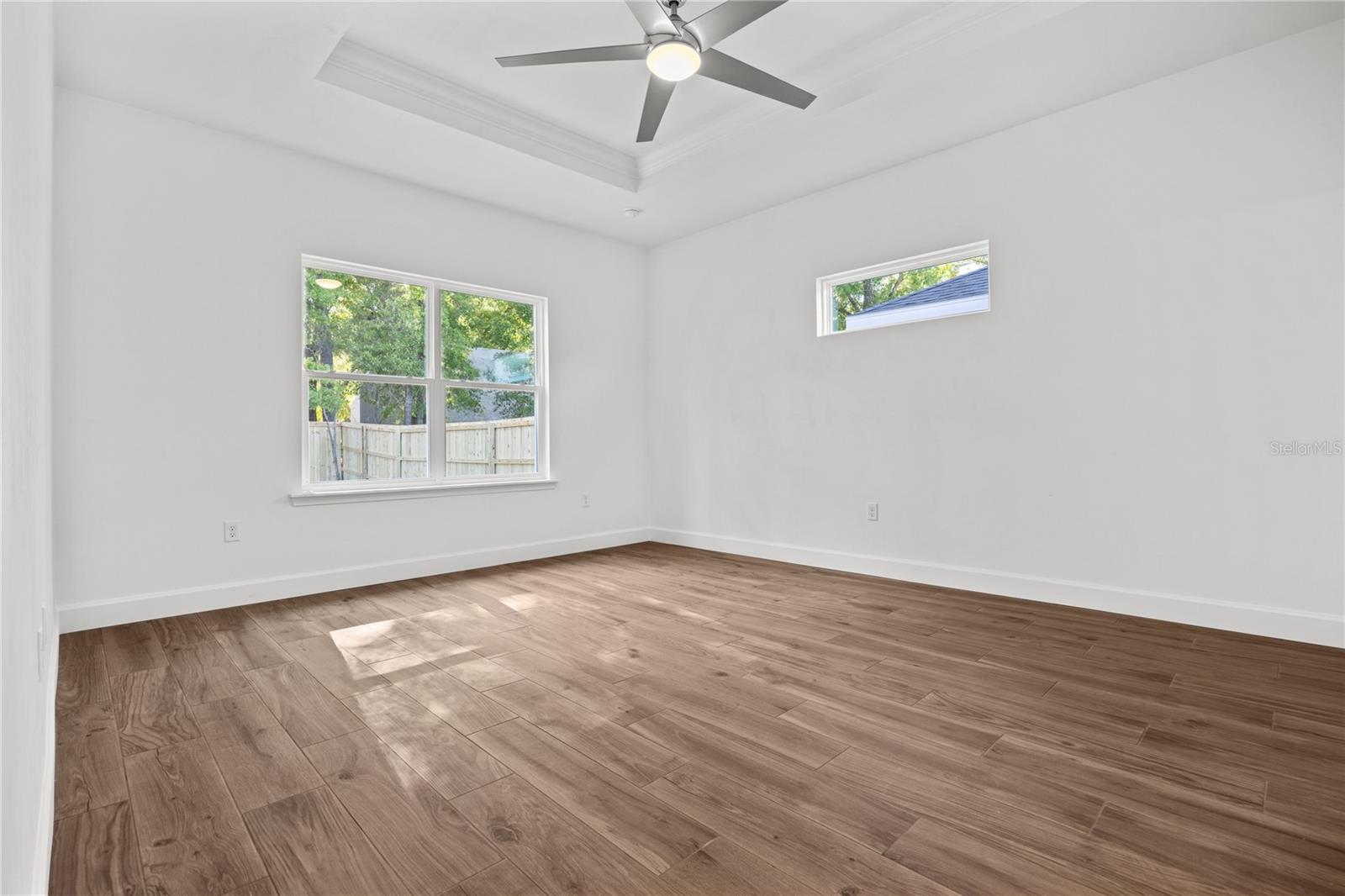 Image 3 of 32 For 1086 67th Way