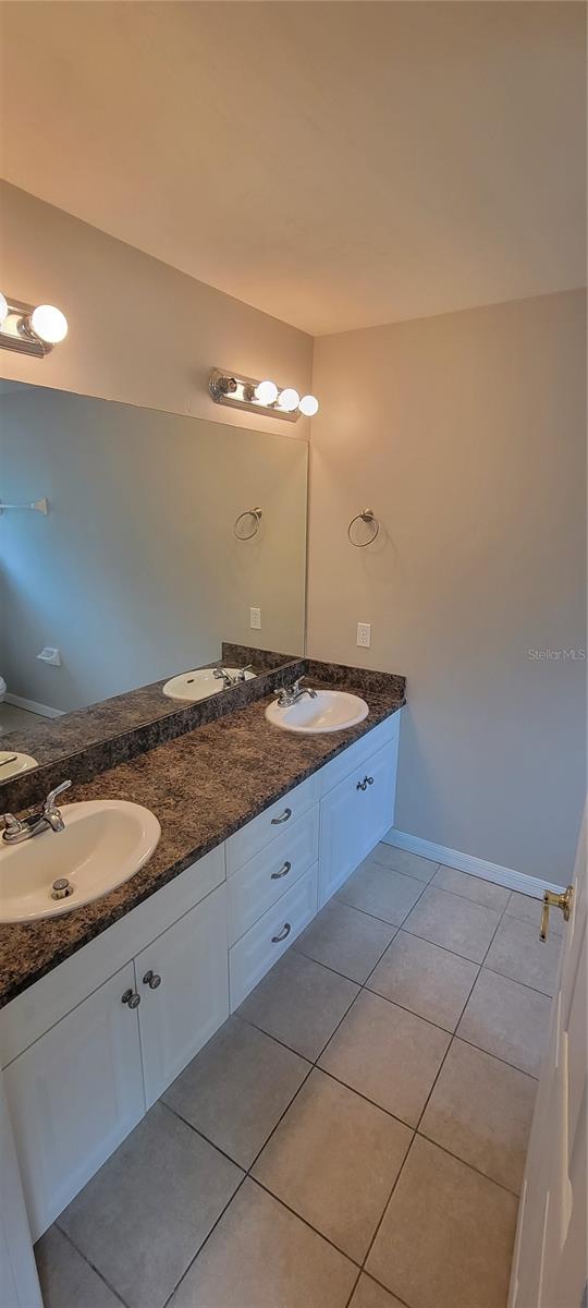 Image 19 of 33 For 1571 29th Road 6