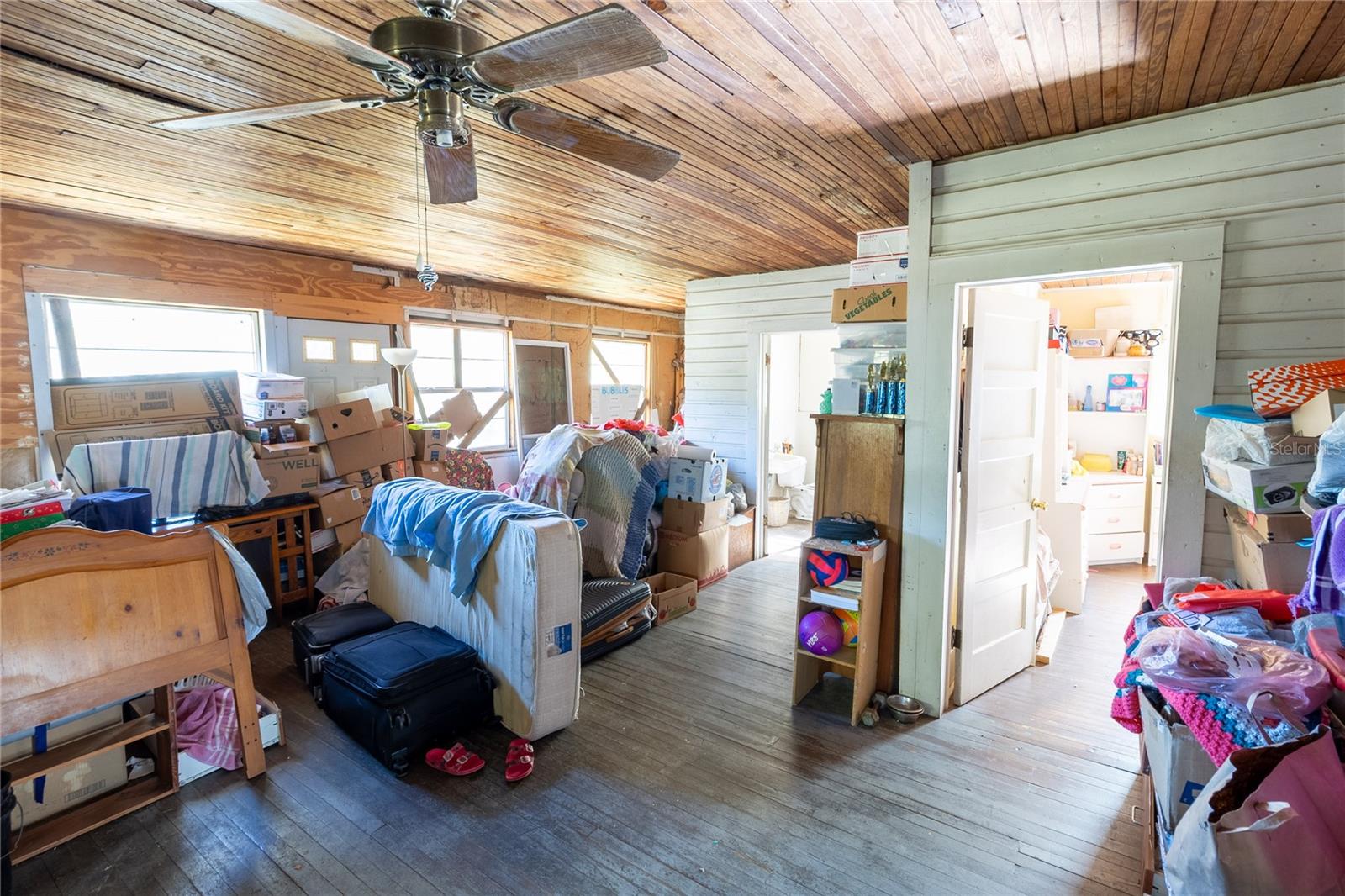 Image 25 of 43 For 815 145th Avenue Road