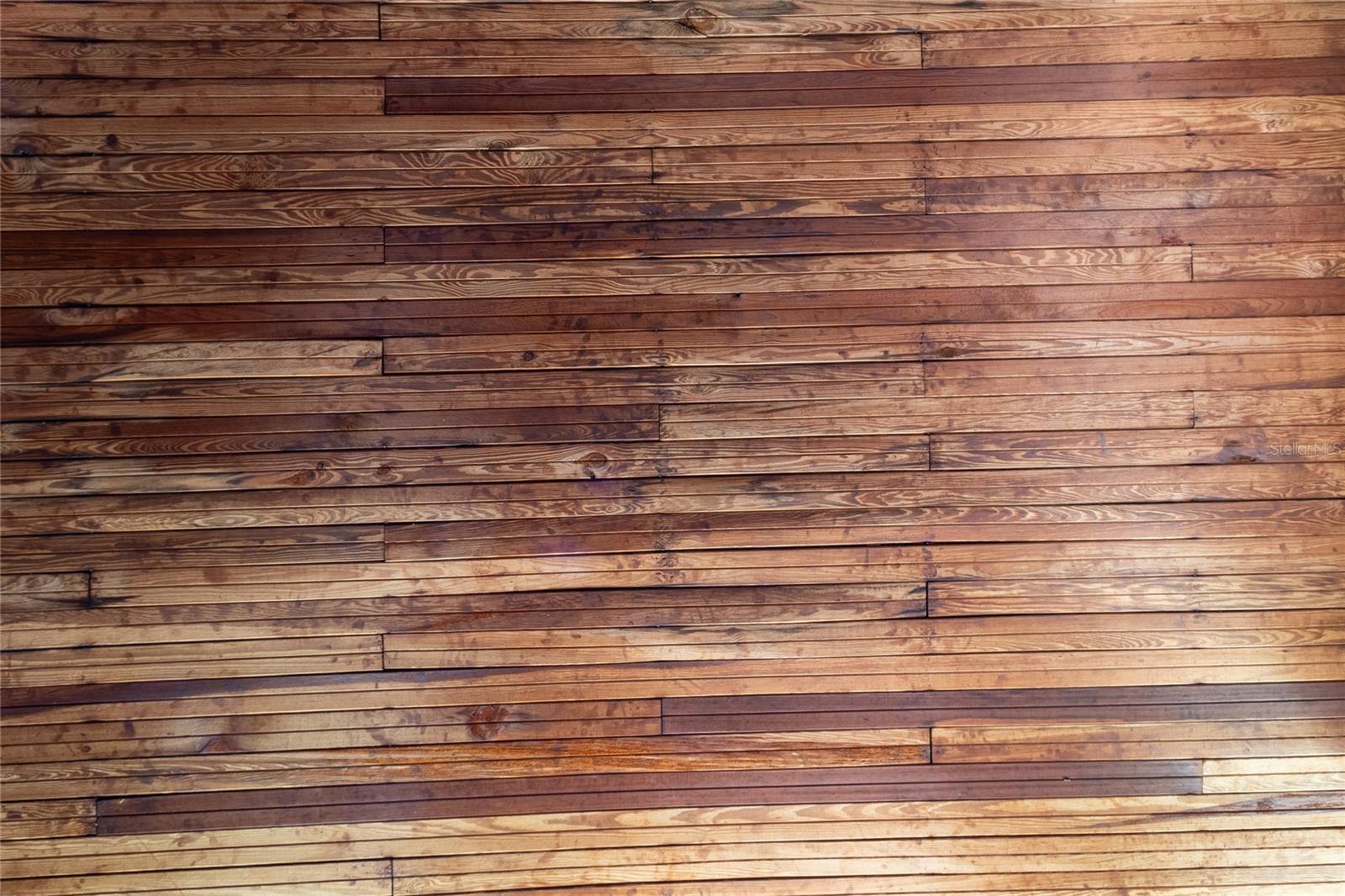 Image 36 of 43 For 815 145th Avenue Road