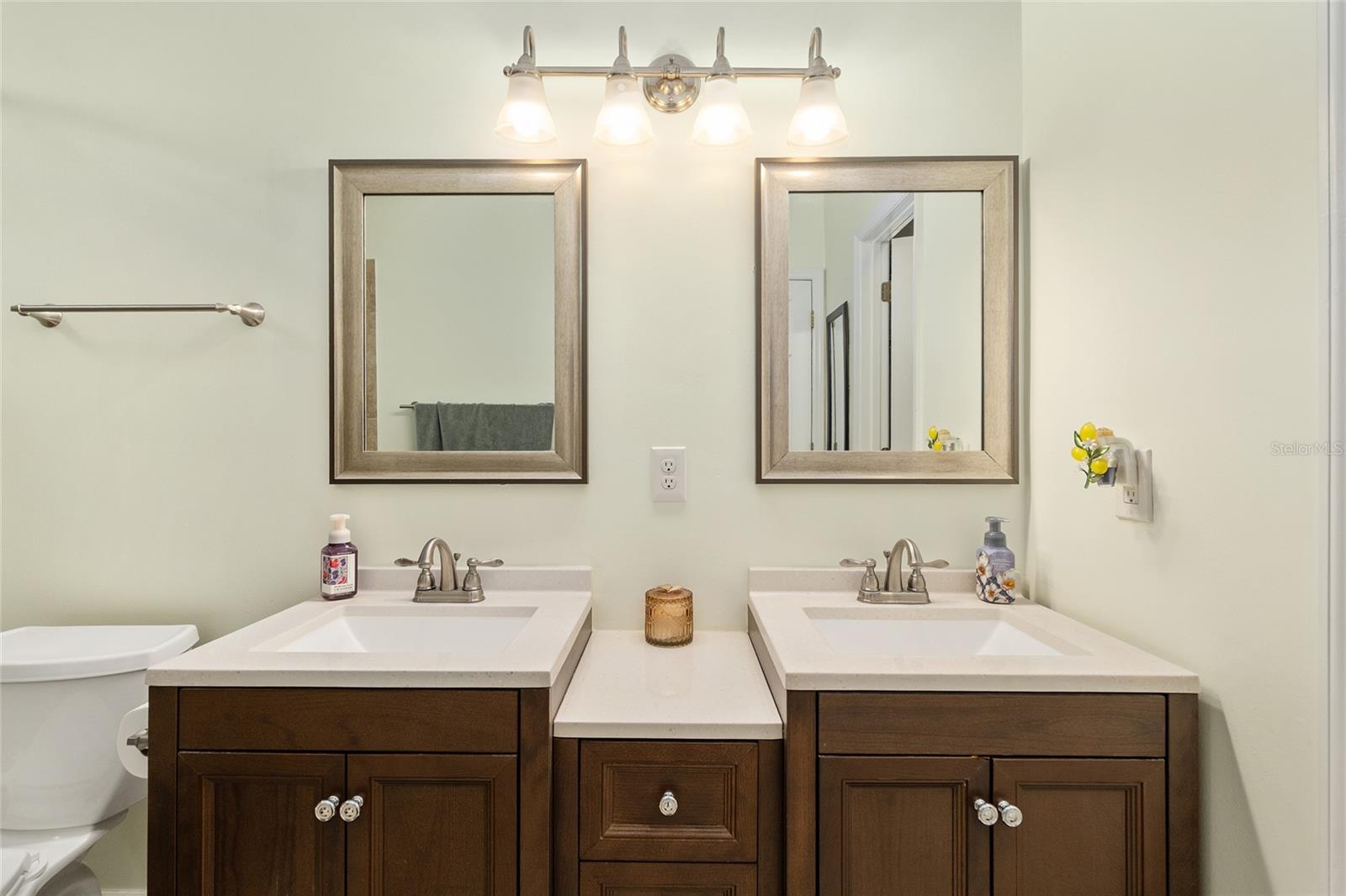 Image 24 of 51 For 3515 39th Place