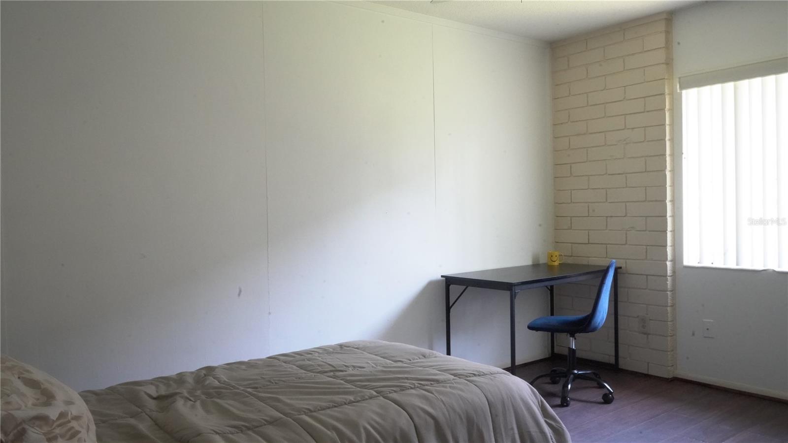 Image 13 of 21 For 1700 16th Court J-4