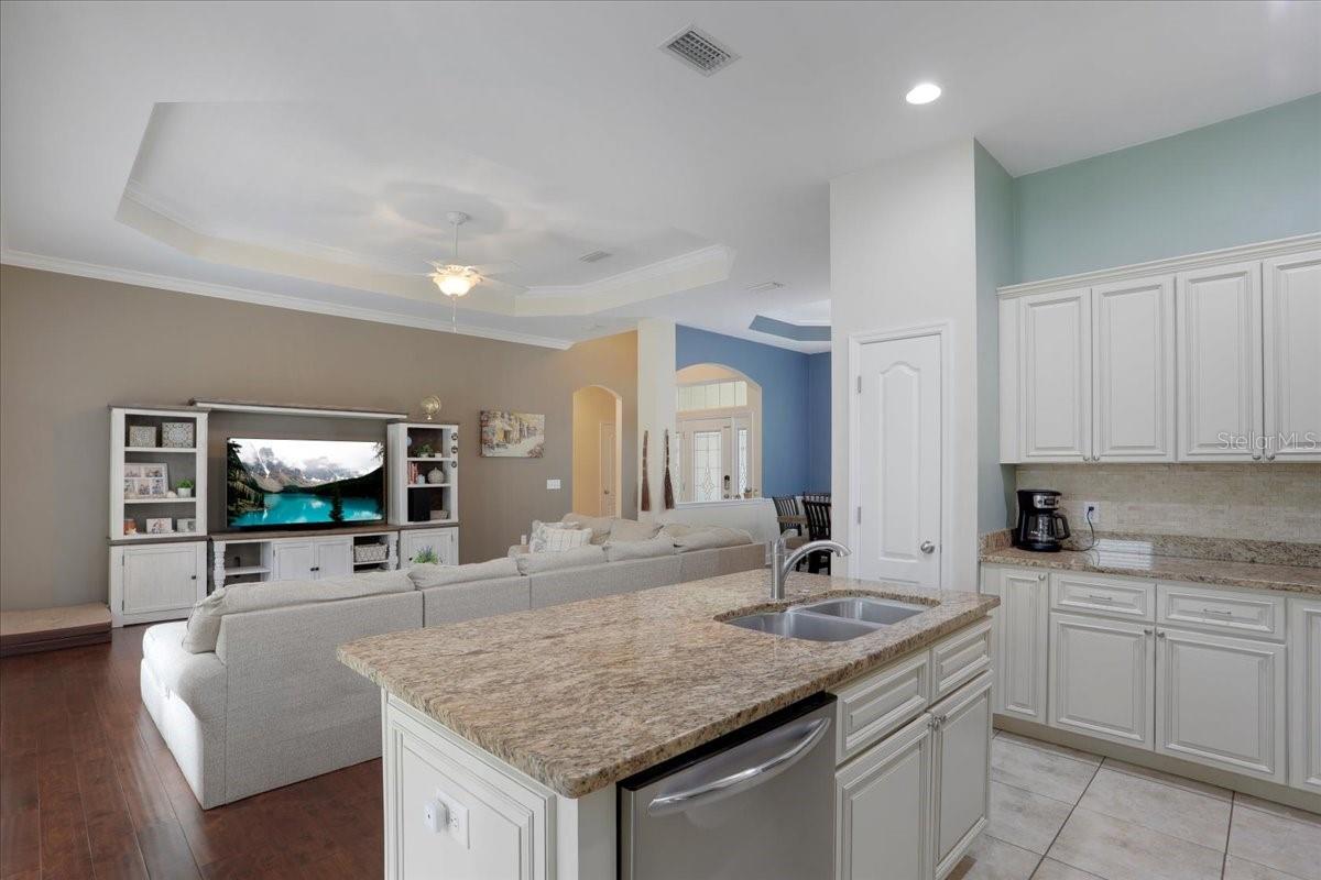 Image 10 of 29 For 16787 167th Place