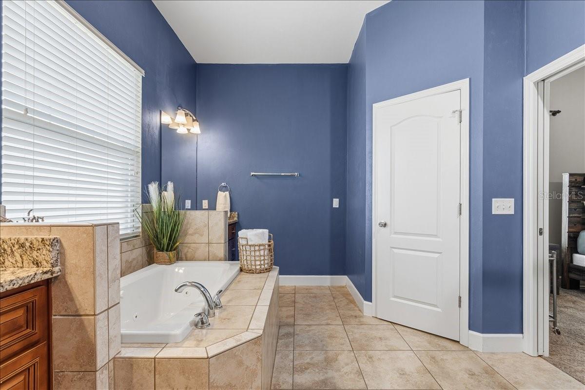 Image 16 of 29 For 16787 167th Place