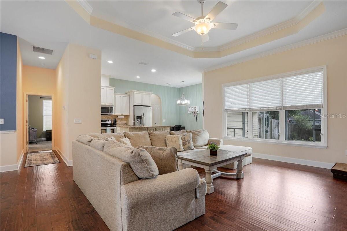 Image 5 of 29 For 16787 167th Place