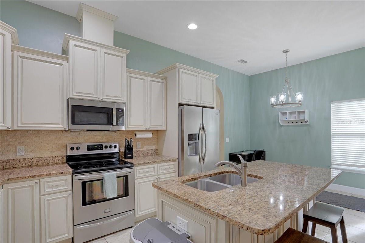 Image 8 of 29 For 16787 167th Place