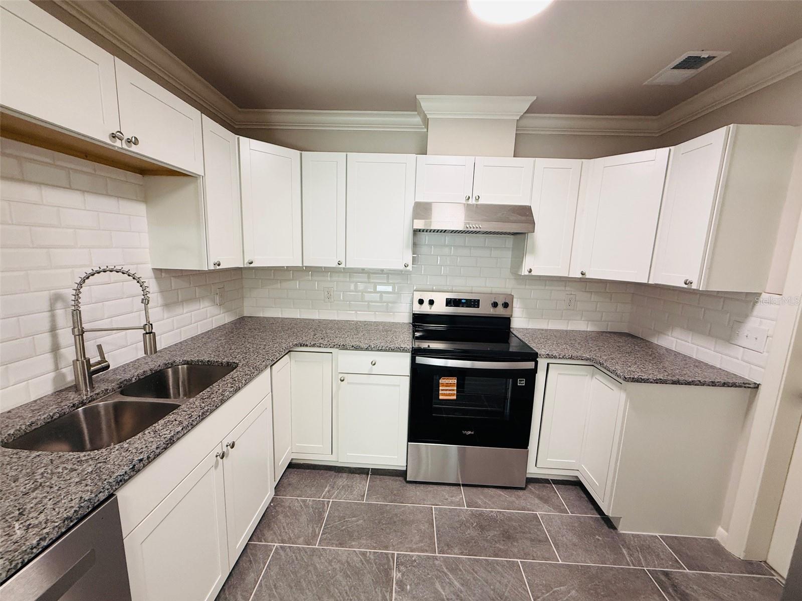 Image 6 of 16 For 2403 11th Street