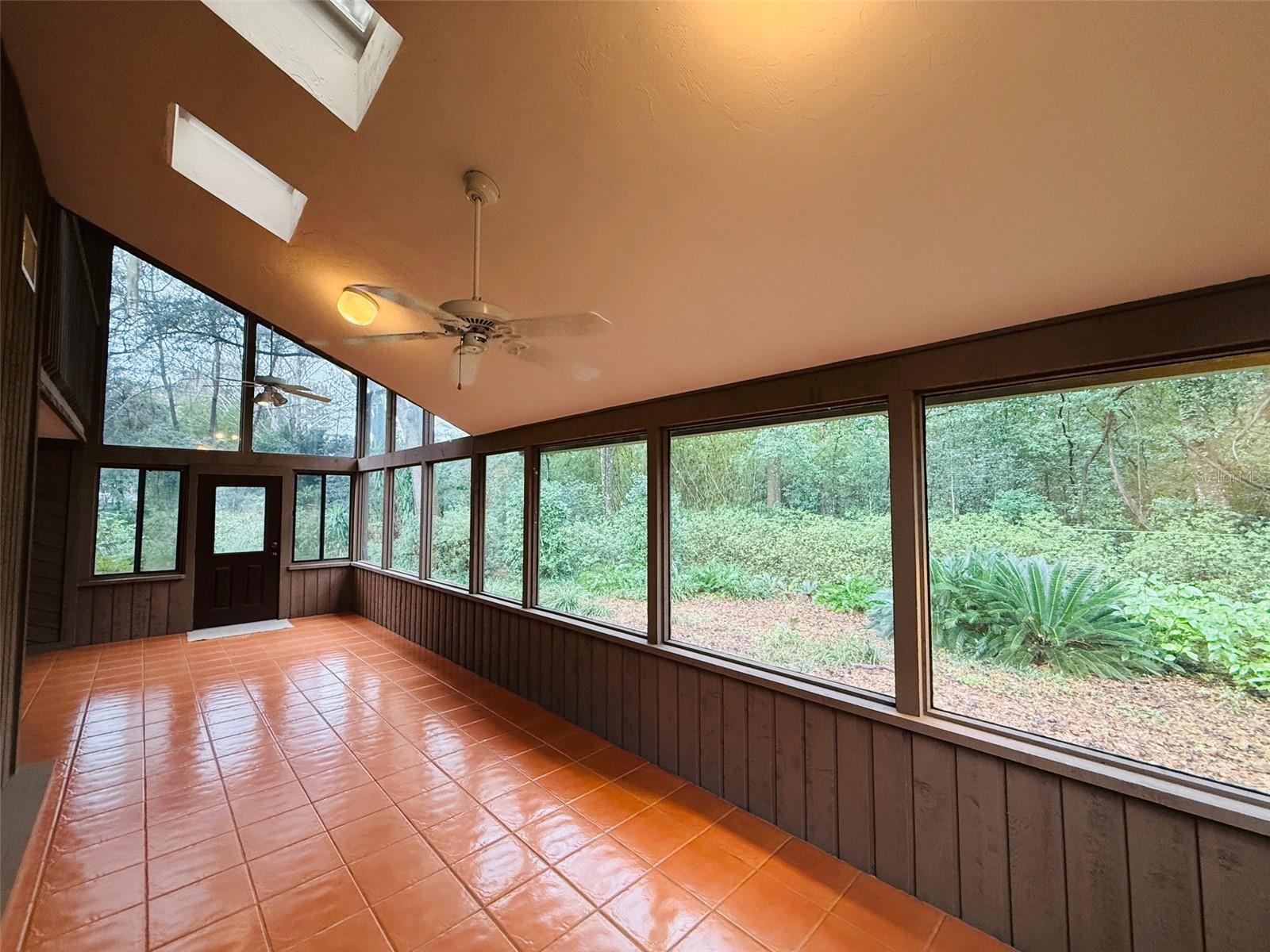 Image 20 of 24 For 2435 27th Place