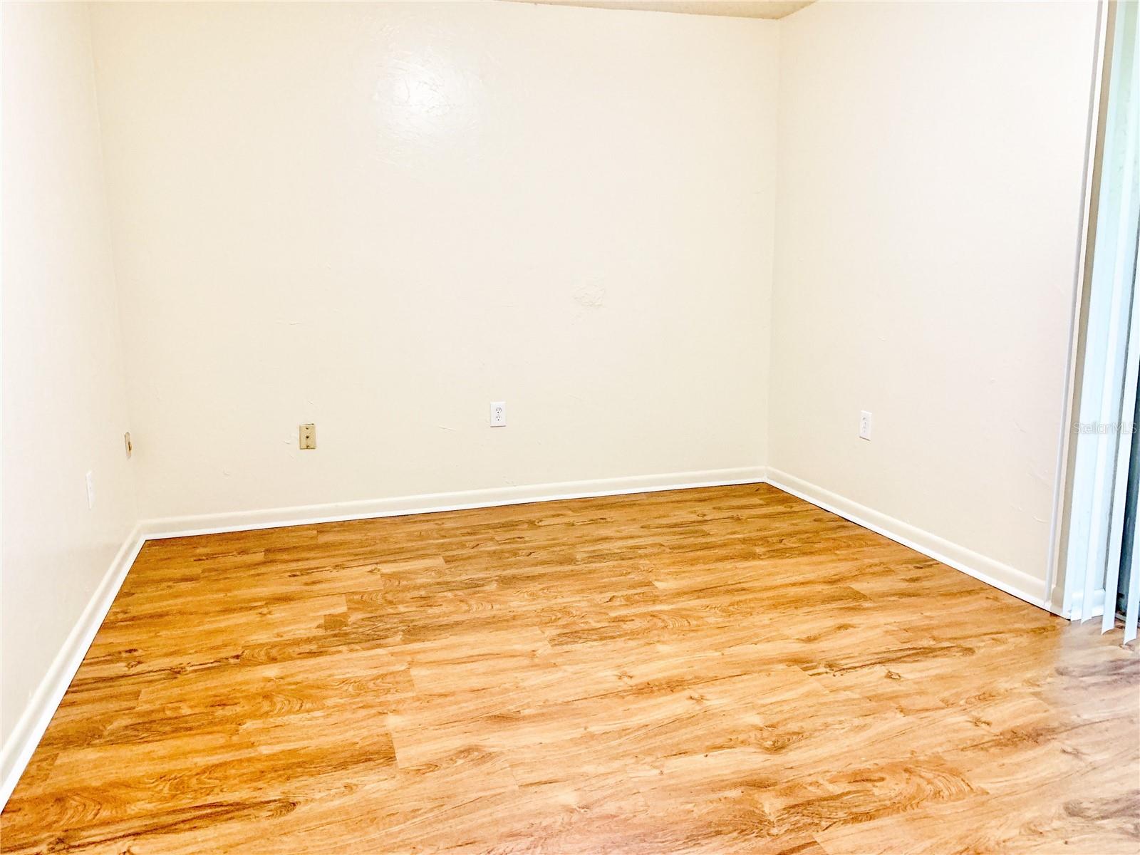 Image 12 of 16 For 1213 39th Avenue B1