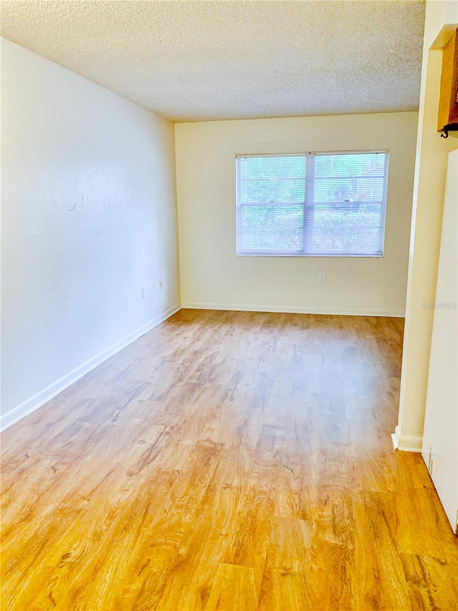 Image 8 of 16 For 1213 39th Avenue B1