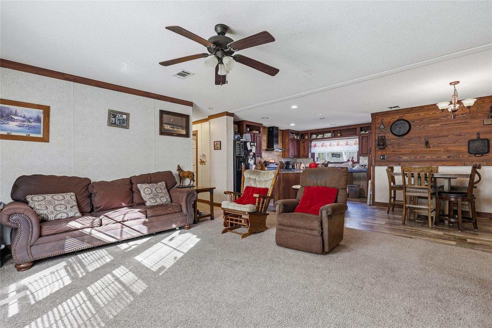 Image 3 of 23 For 317 Cumberland Street