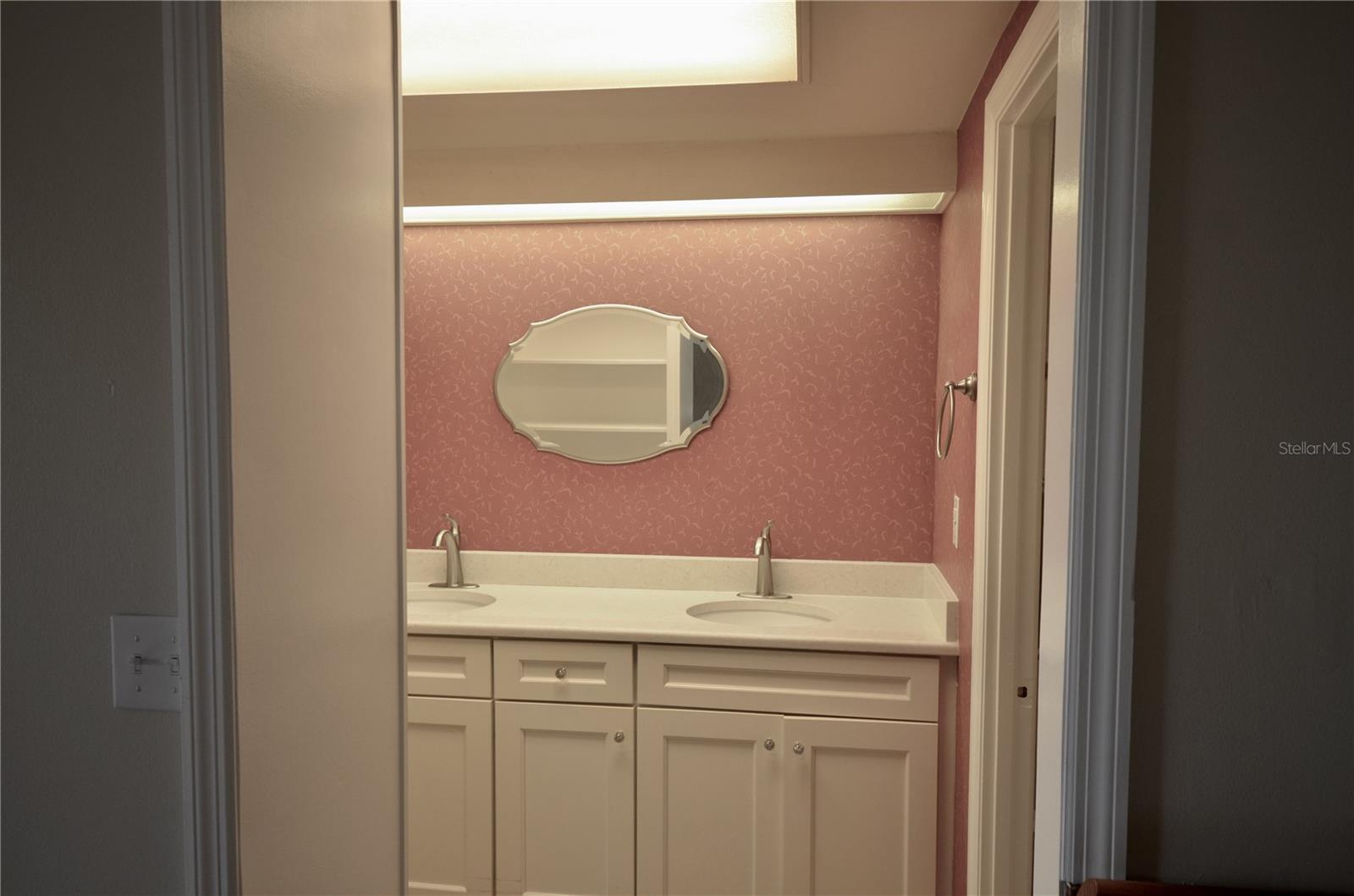 Image 23 of 45 For 1719 23rd Avenue Ph-c