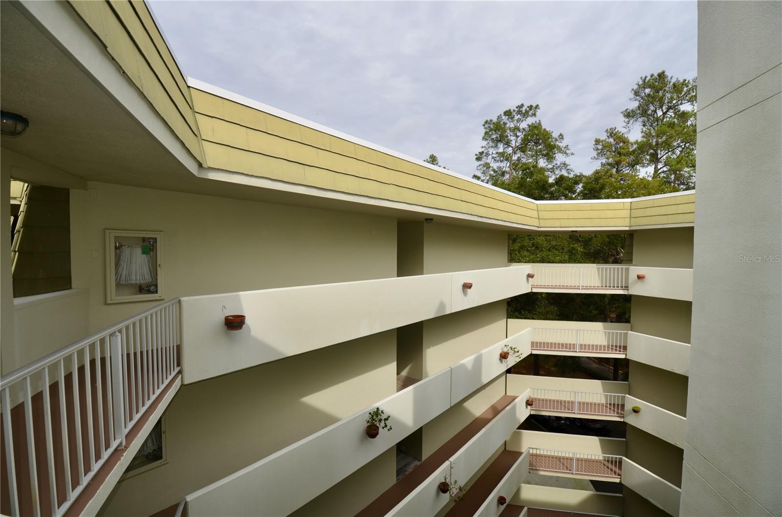 Image 39 of 45 For 1719 23rd Avenue Ph-c