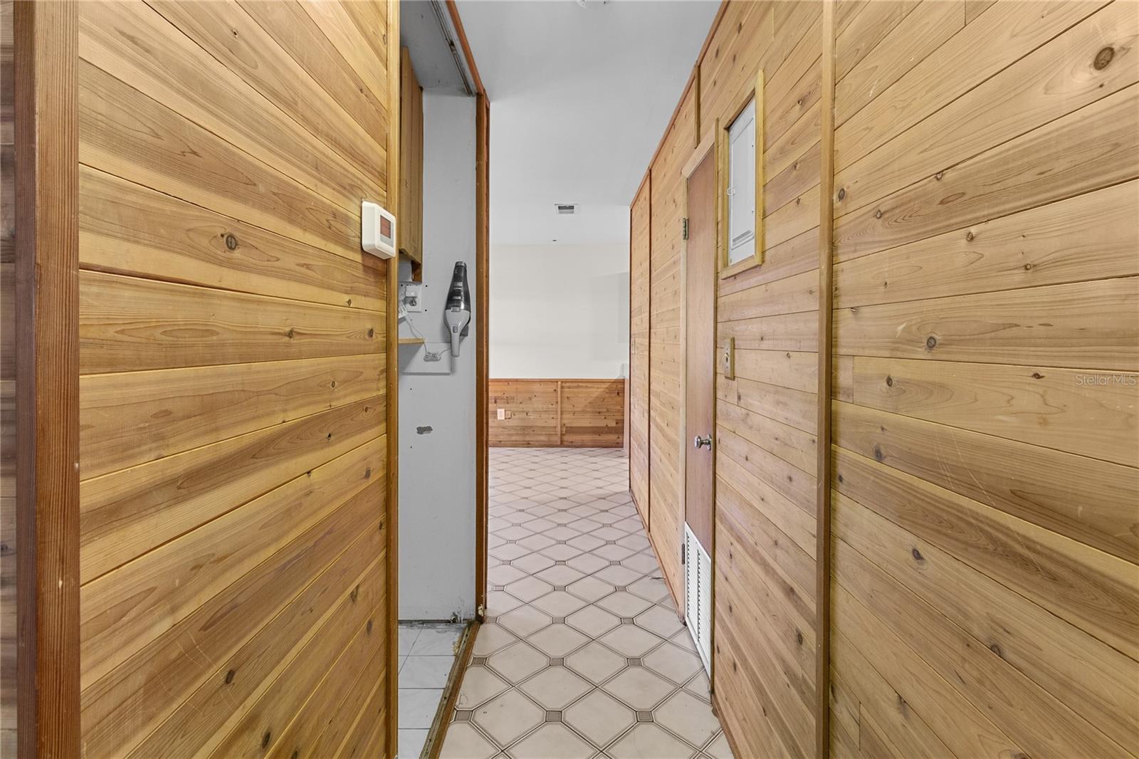 Image 10 of 30 For 1618 15th Terrace