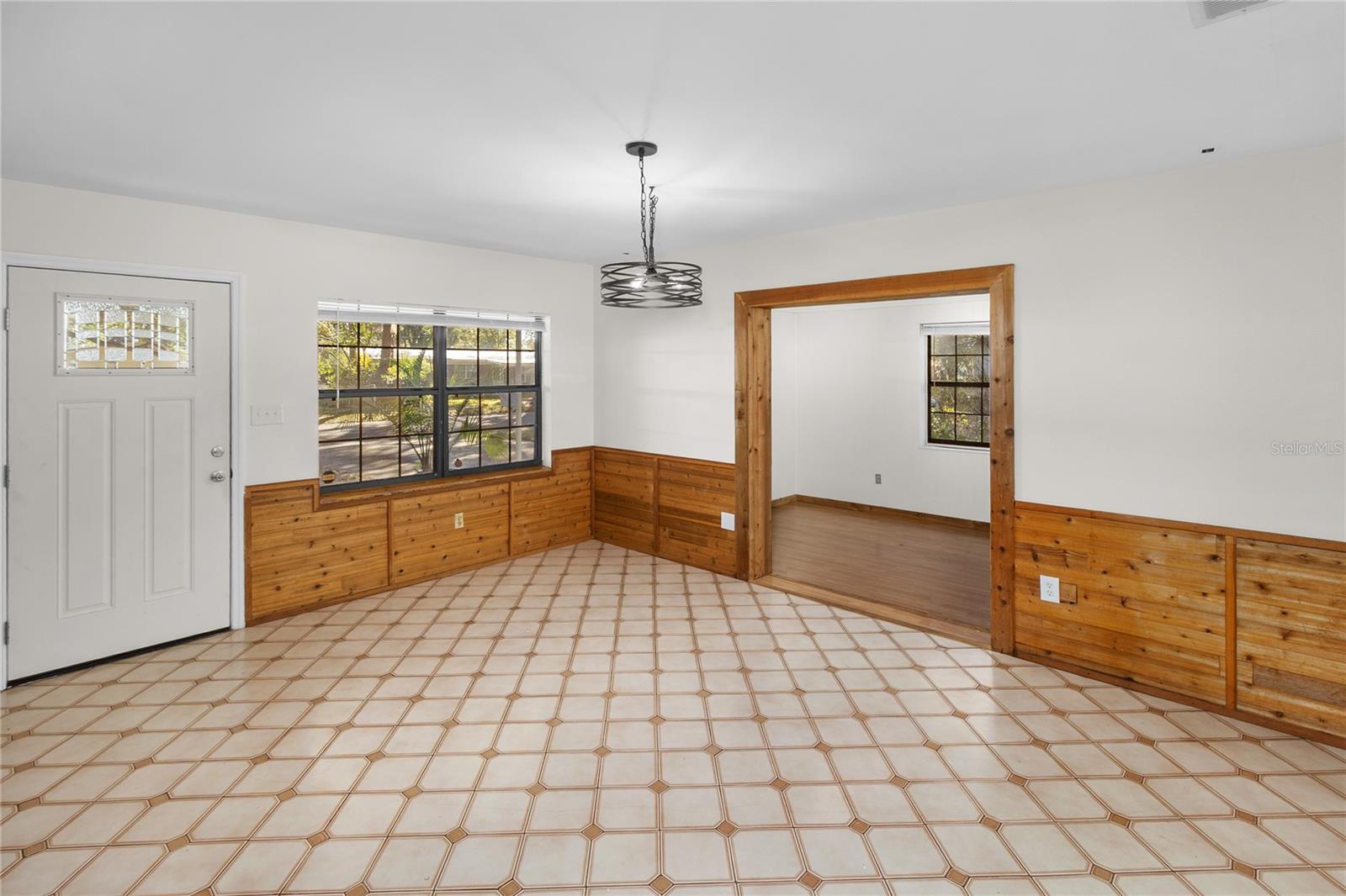 Image 7 of 30 For 1618 15th Terrace