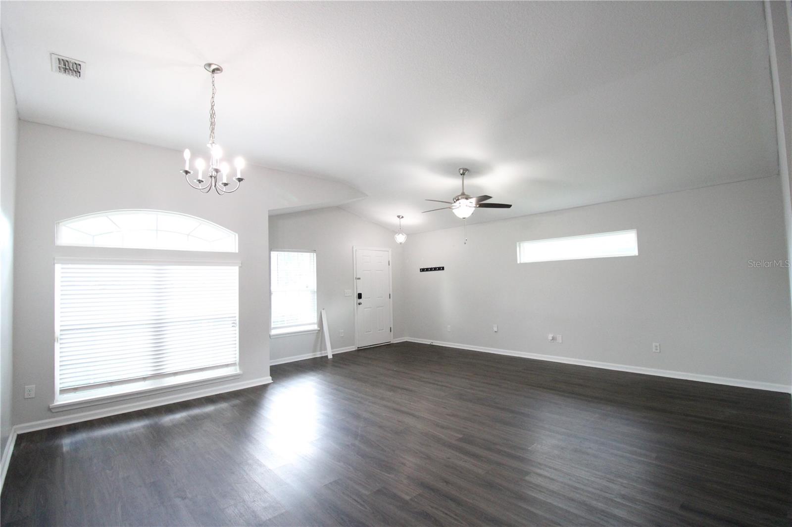 Image 5 of 27 For 8254 52nd Street