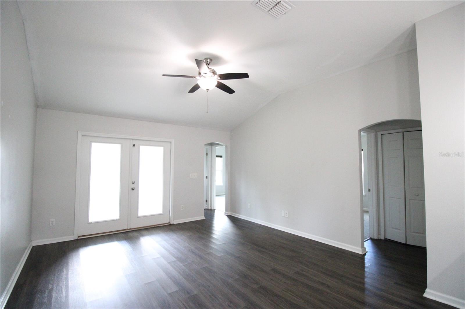 Image 8 of 27 For 8254 52nd Street