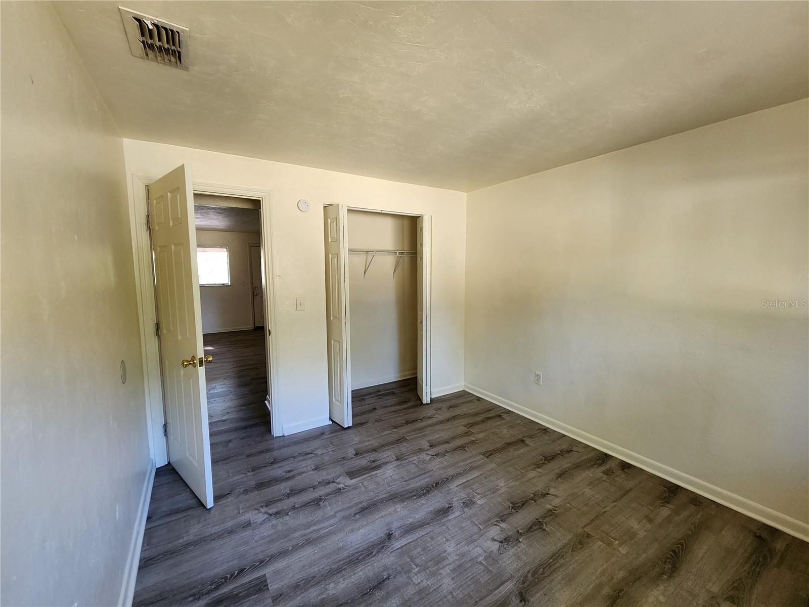 Image 10 of 15 For 701 67th Terrace D