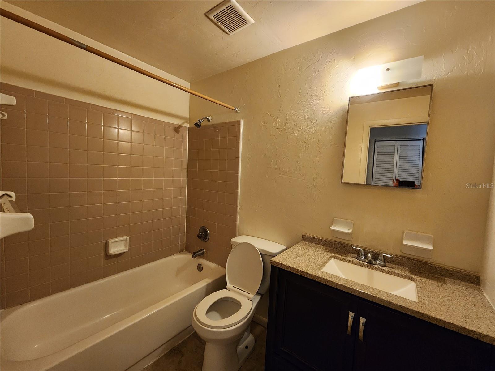 Image 6 of 15 For 701 67th Terrace D