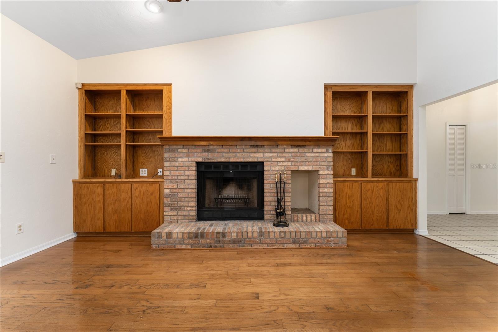 Image 14 of 79 For 8303 42nd Avenue