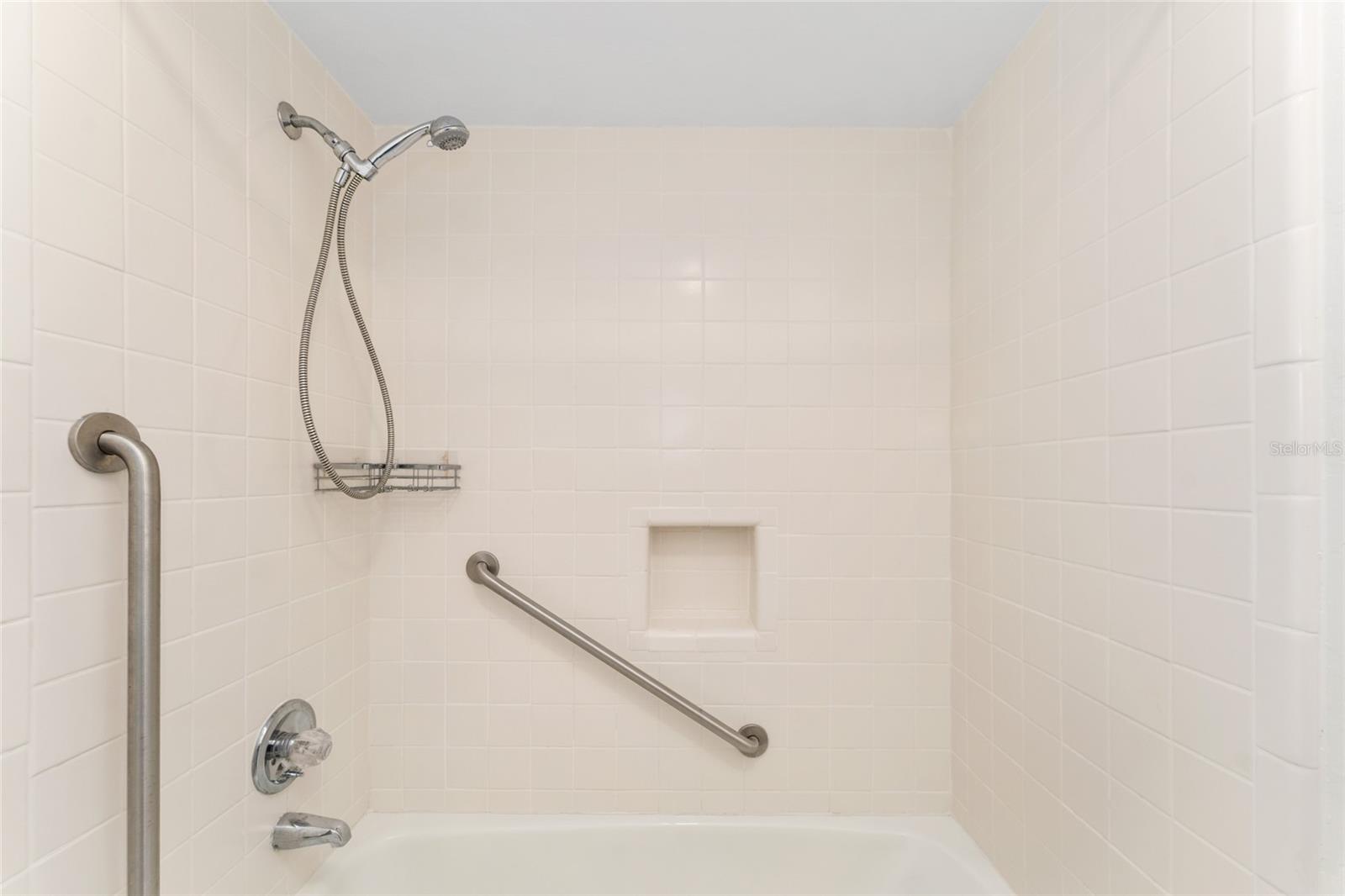 Image 39 of 79 For 8303 42nd Avenue