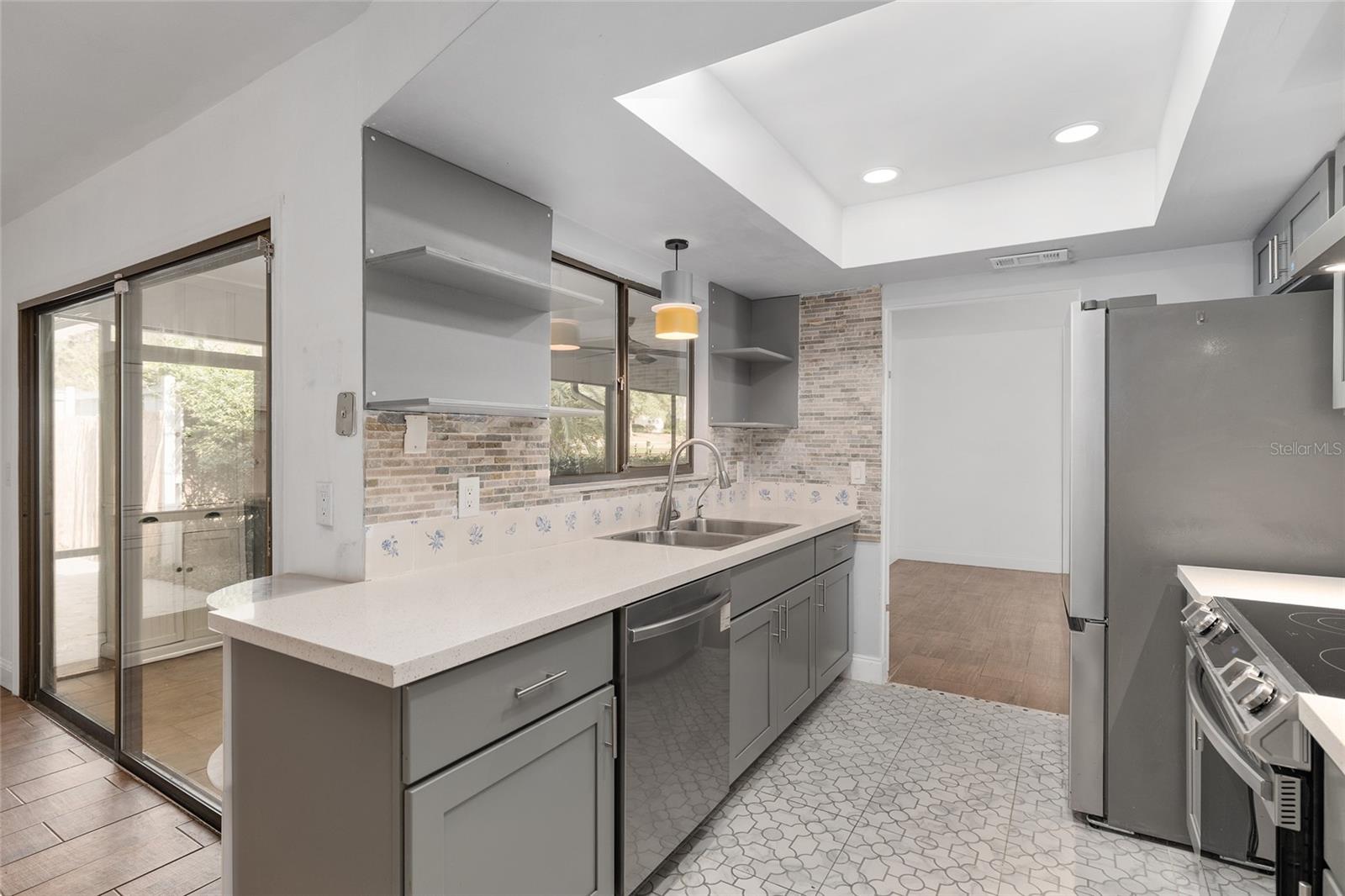 Image 12 of 49 For 6242 105th Avenue