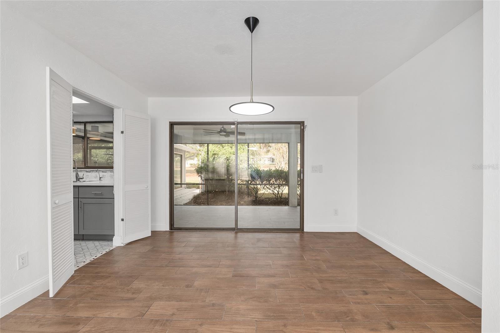 Image 9 of 49 For 6242 105th Avenue