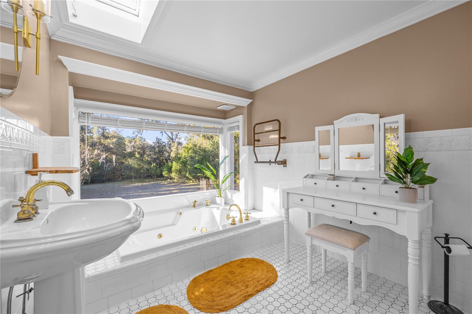 Image 17 of 34 For 24121 Us Highway 27