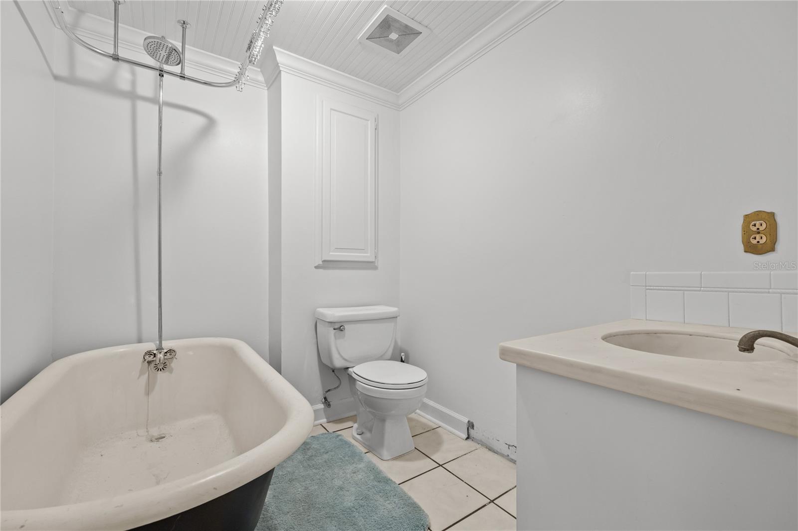 Image 22 of 34 For 24121 Us Highway 27