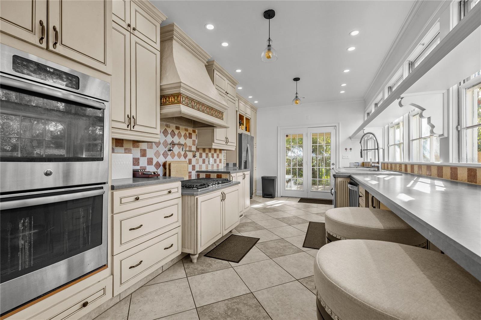 Image 6 of 34 For 24121 Us Highway 27