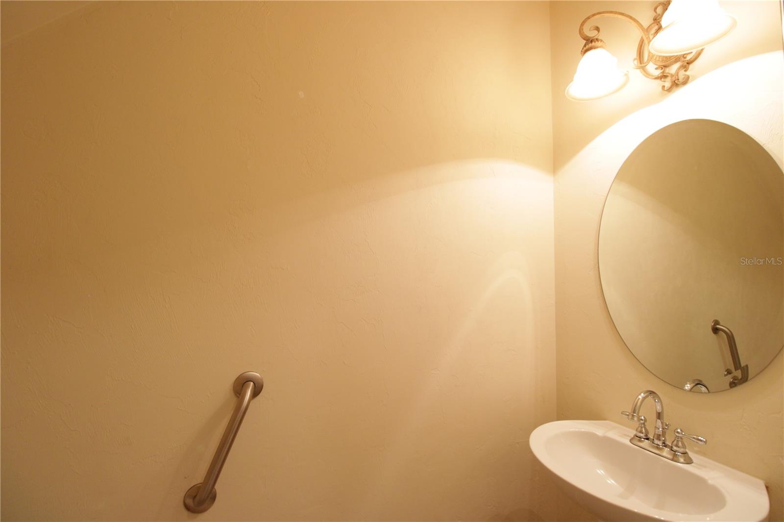 Image 14 of 43 For 11685 19th Place