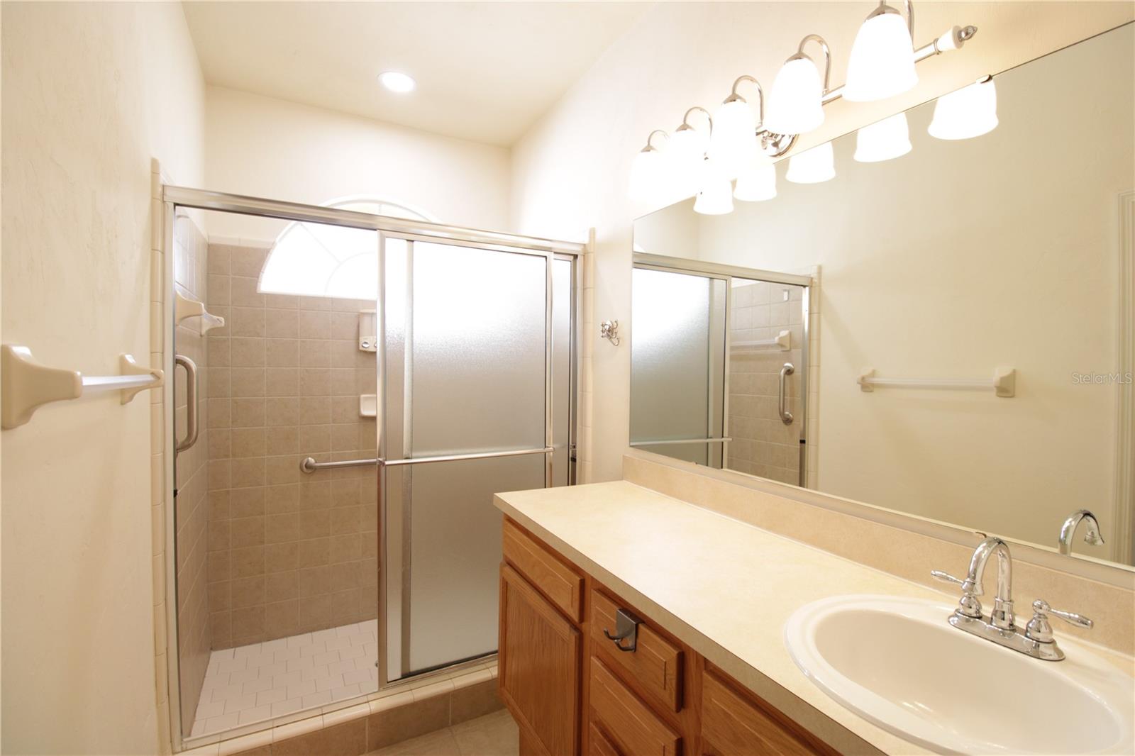 Image 19 of 43 For 11685 19th Place