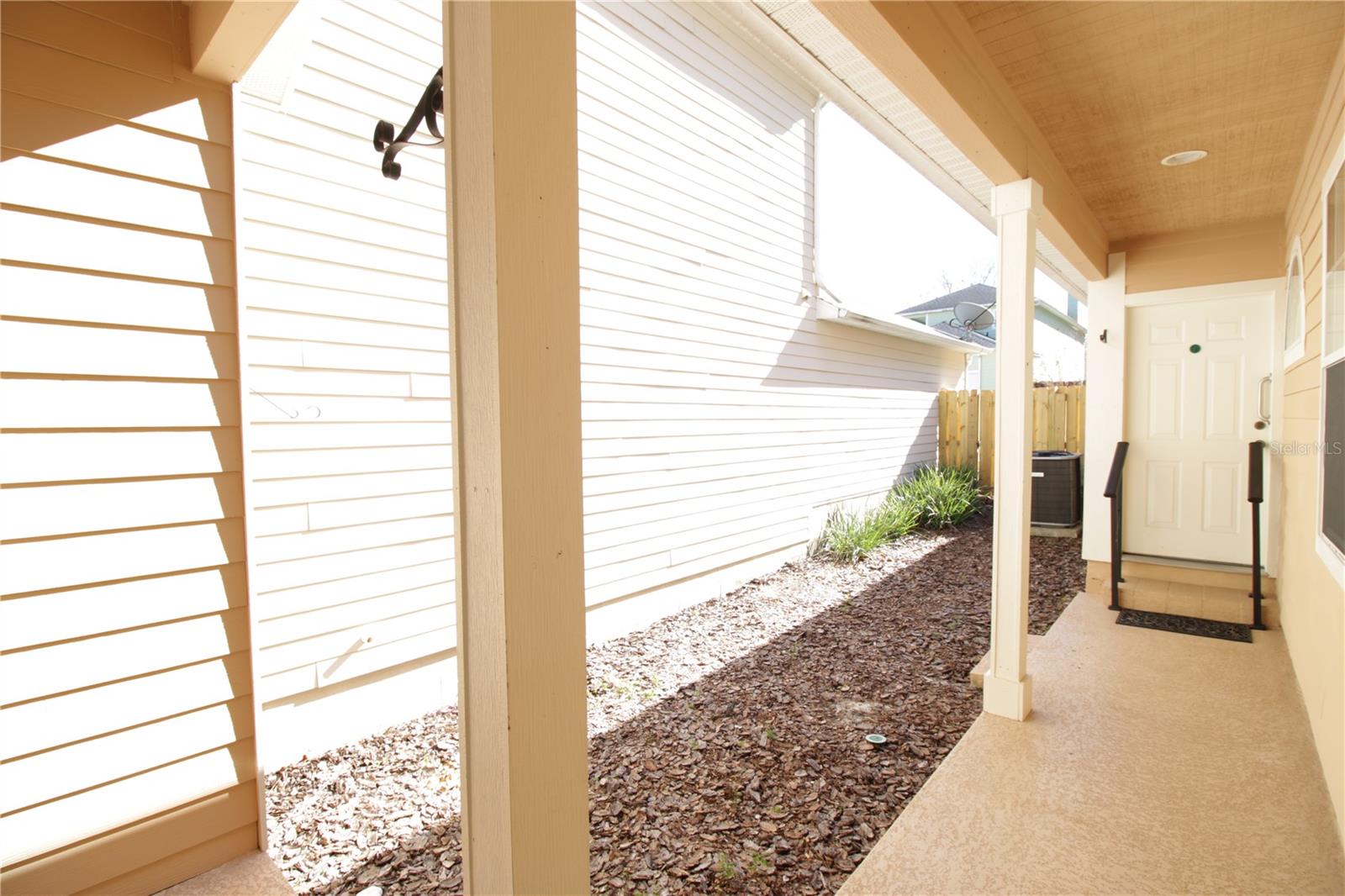 Image 36 of 43 For 11685 19th Place