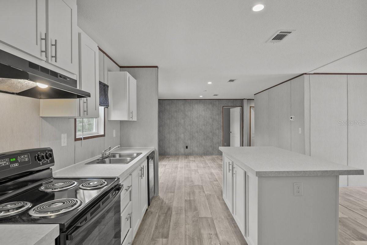 Image 12 of 42 For 194 Whirlwind Loop