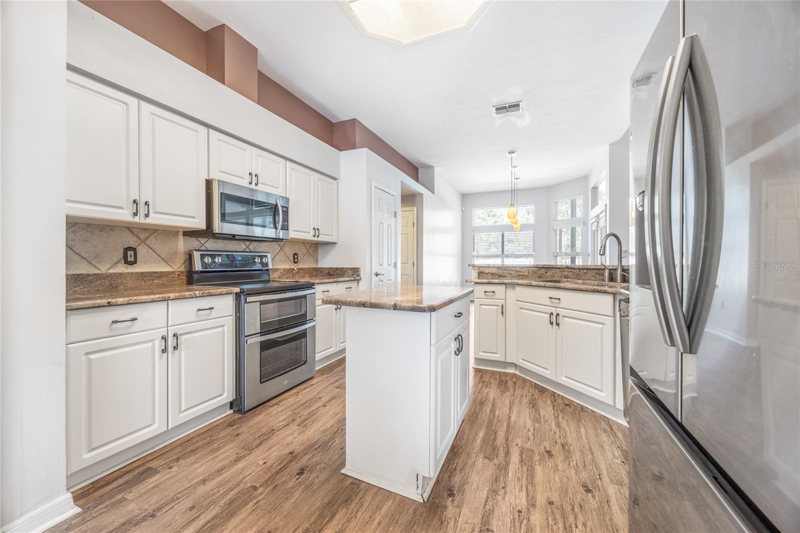 Image 17 of 61 For 5130 80th Avenue