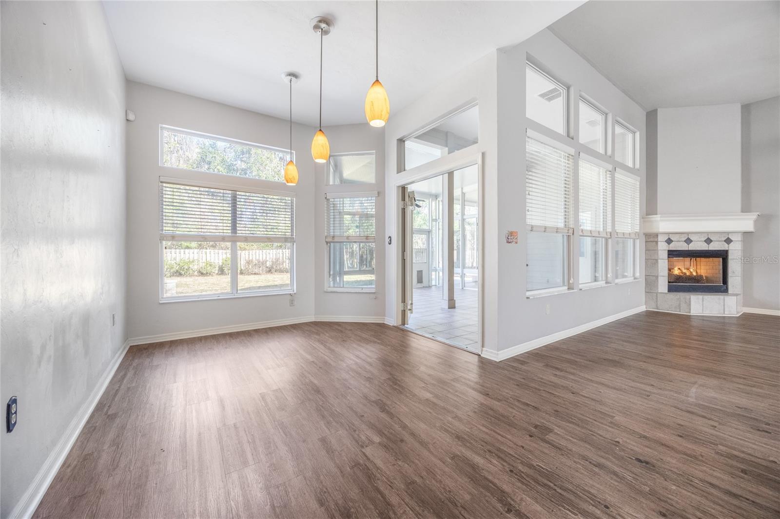 Image 19 of 61 For 5130 80th Avenue