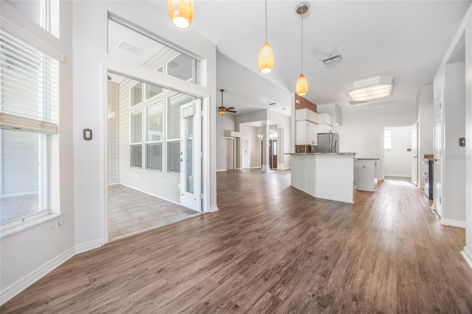 Image 21 of 61 For 5130 80th Avenue