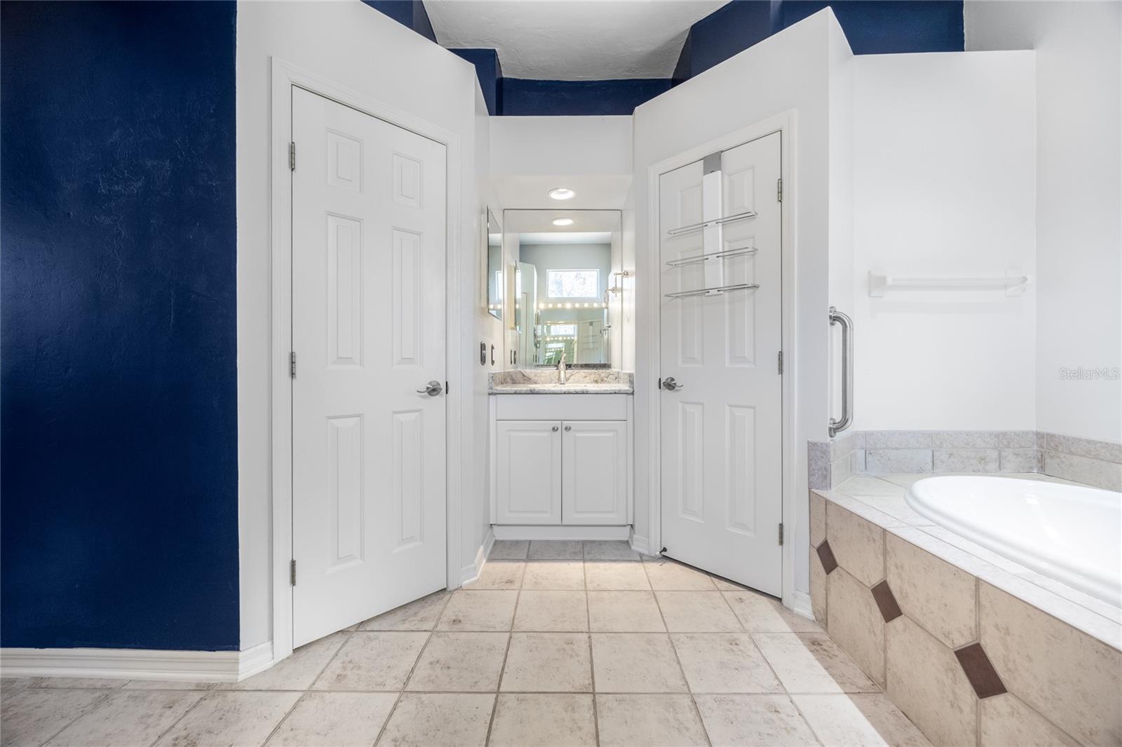 Image 26 of 61 For 5130 80th Avenue