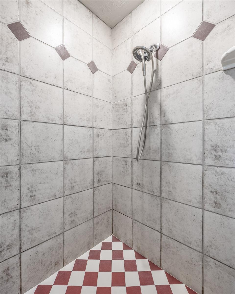 Image 30 of 61 For 5130 80th Avenue