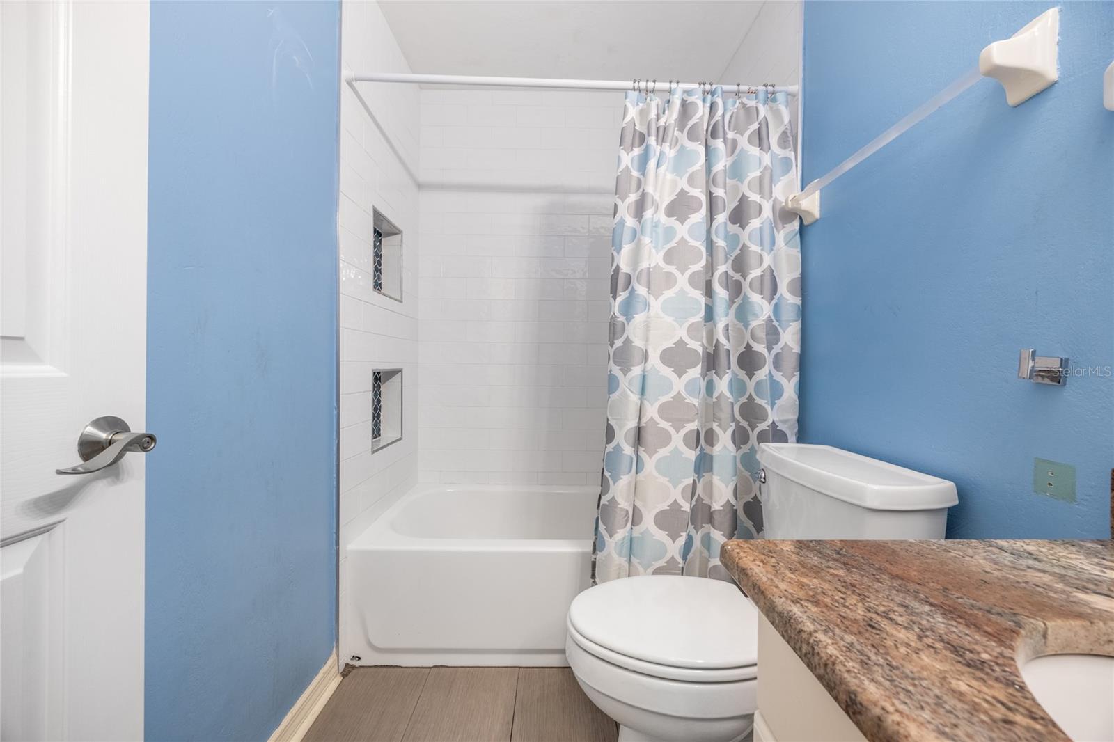 Image 42 of 61 For 5130 80th Avenue