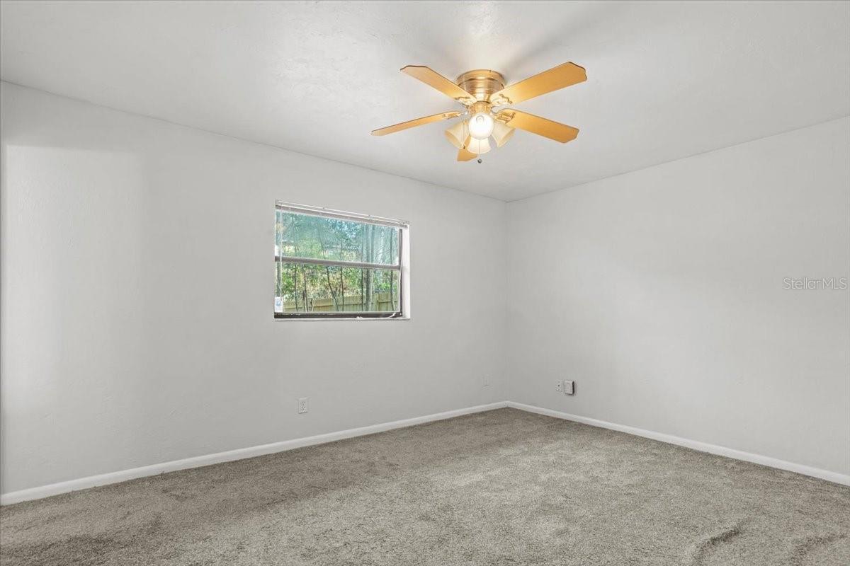 Image 16 of 38 For 1110 19th Place