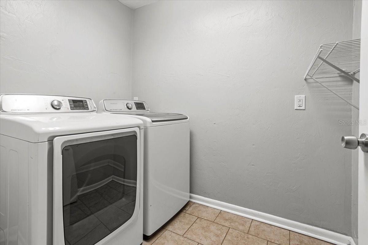 Image 26 of 38 For 1110 19th Place