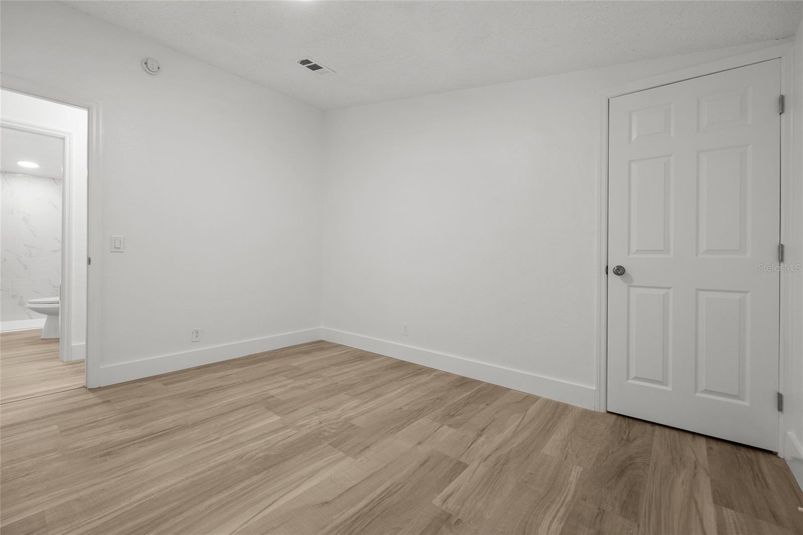 Image 12 of 27 For 293 Dan Court