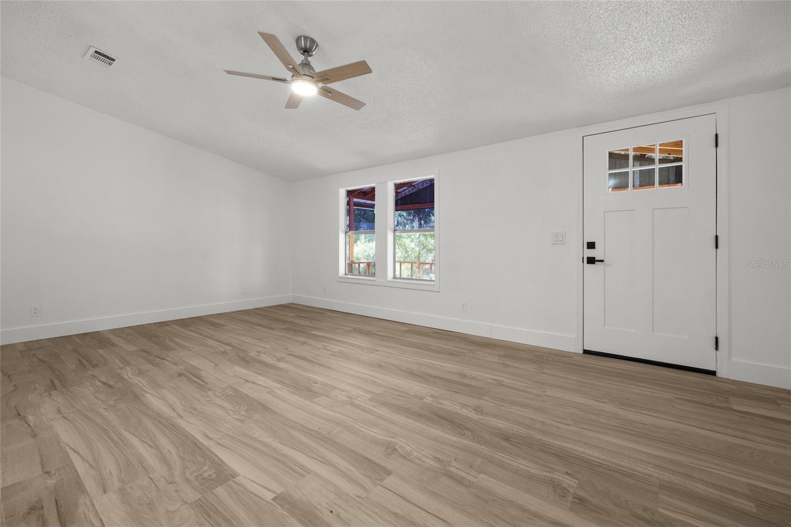 Image 3 of 27 For 293 Dan Court