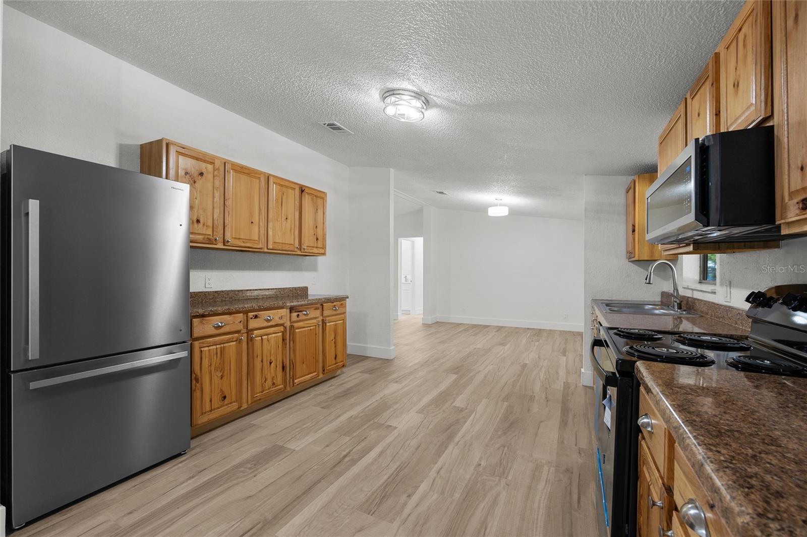 Image 6 of 27 For 293 Dan Court