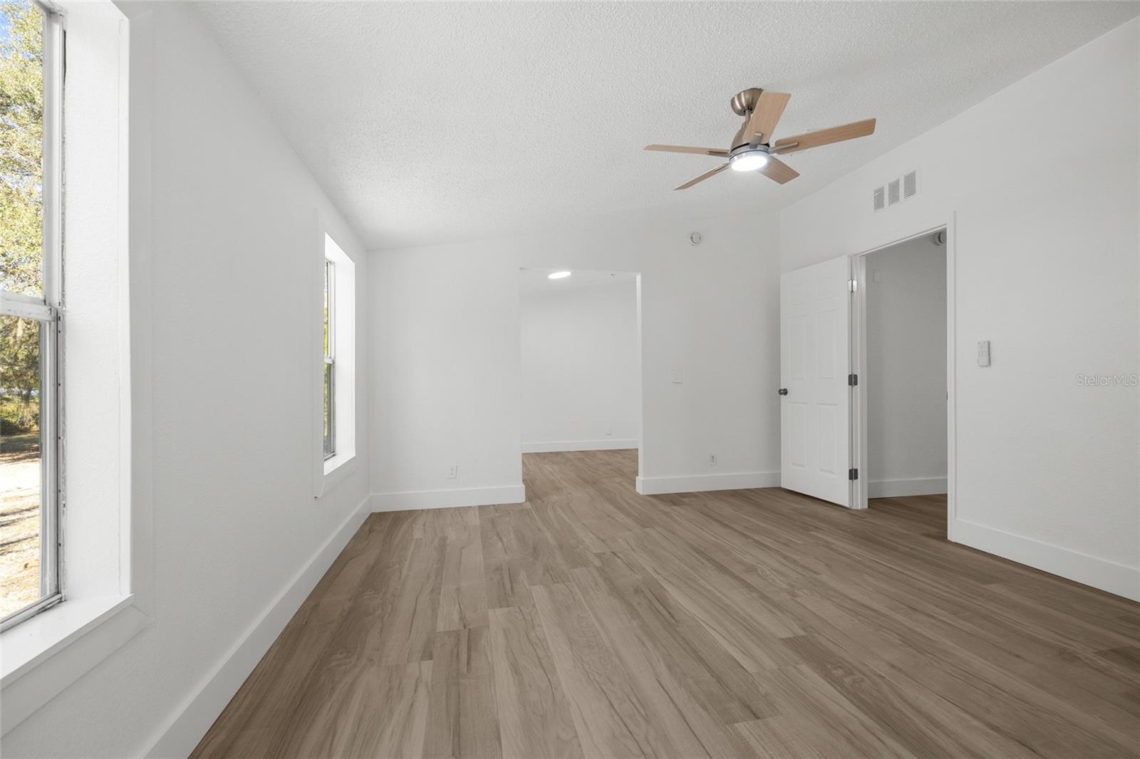 Image 8 of 27 For 293 Dan Court