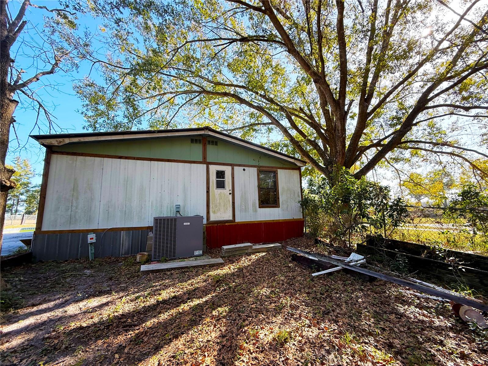 Image 5 of 72 For 5751 127 Place