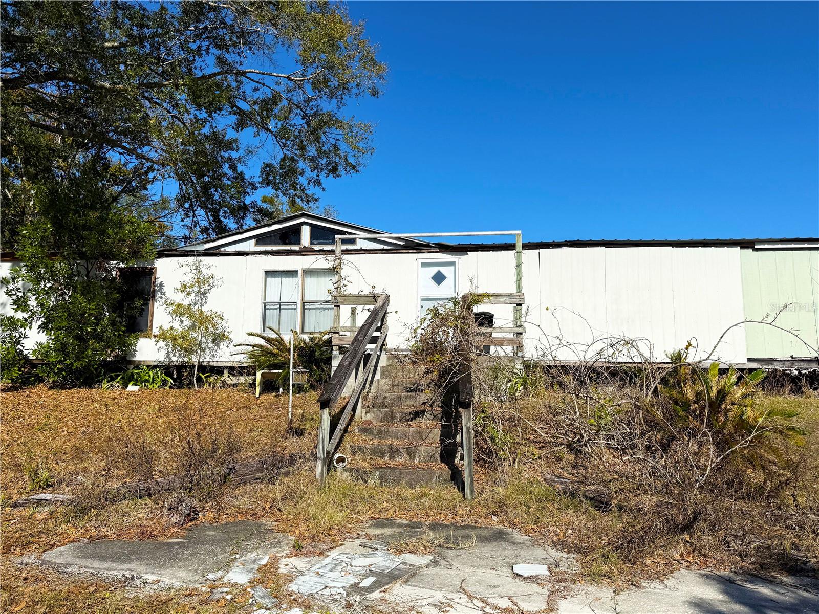 Image 7 of 72 For 5751 127 Place