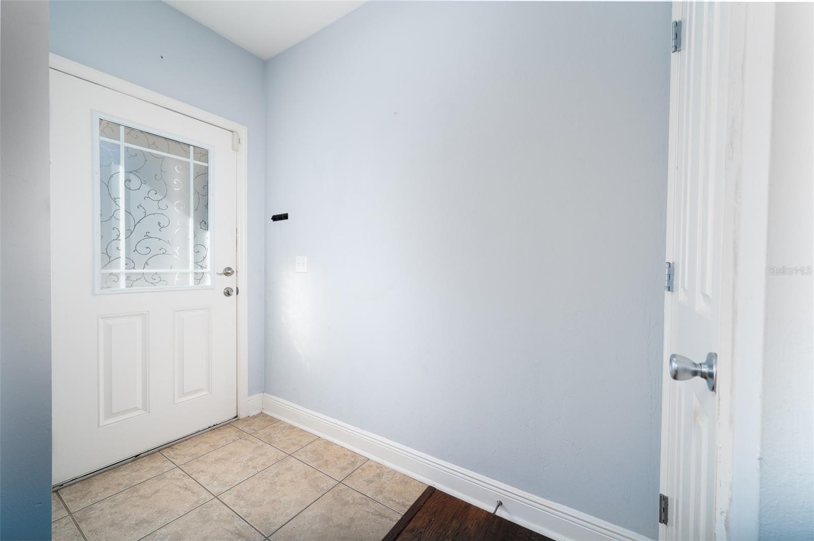 Image 4 of 35 For 7931 88th Street